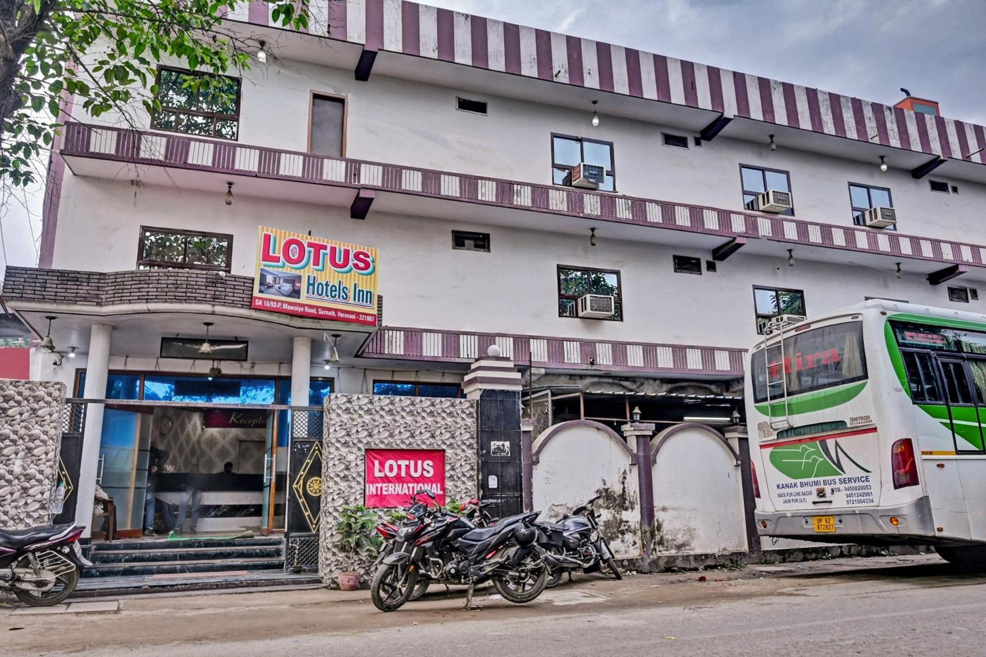 Hotel O Lotus Varanasi